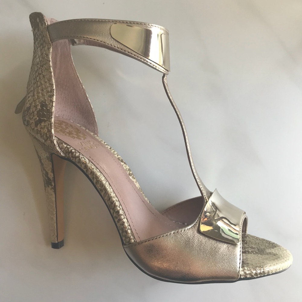 Vince Camuto Heels - Picture 4 of 7